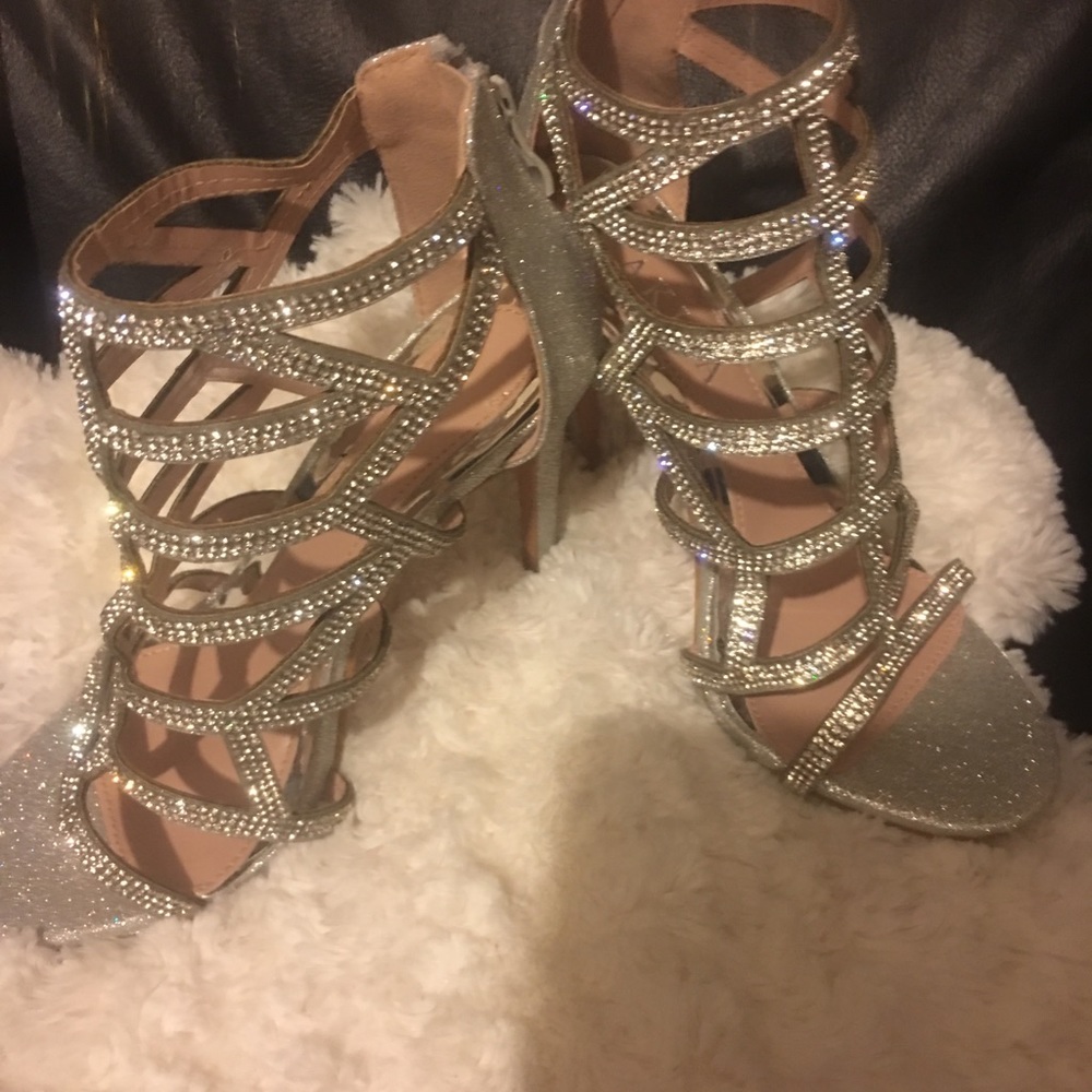 Meet your Posher, Betty